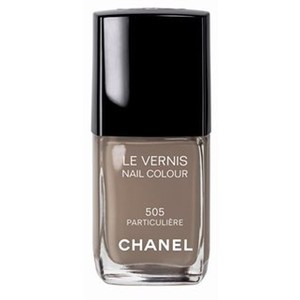 Chanel-Nail-Color-Particuliere2