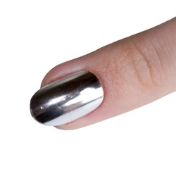finger-silver-close-up-large1