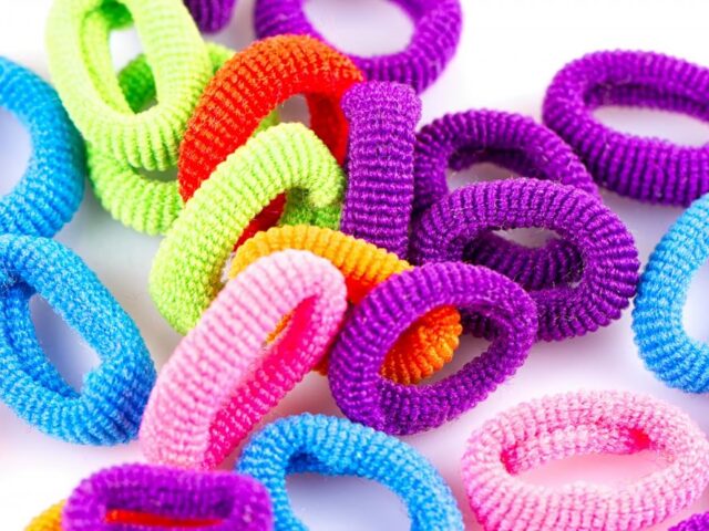 Nije kondom nego gumica za kosu