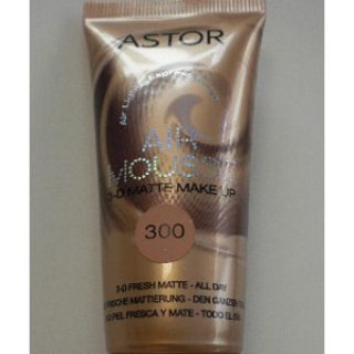 Astor Air Mousse 3-D Matte tečni puder