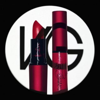 Rihanna je novo lice kampanje Viva Glam MAC kozmetike