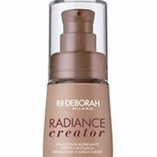 Deborah radiance creator tečni puder