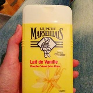 Le Petit Marseillais hidratantna krema za tuširanje sa mlekom od vanile