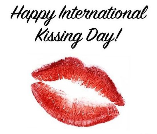happy kissing day