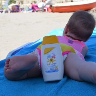 Zaštita kože od sunca kod beba – Naše priče