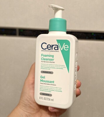 cerave-penusavi-gel-za-normalnu-do-masnu-kozu