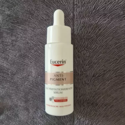 eucerin-anti-pigment serum