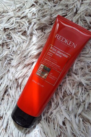 Redken frizz dismiss rebel tame leave-in krema za kosu