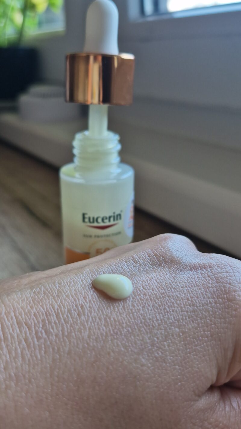 eucerin oil control uv serum