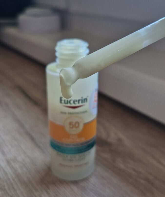 eucerin oil control uv serum